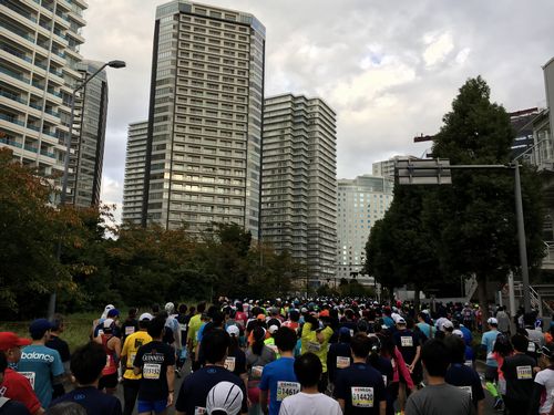 横浜マラソンは人が多い
